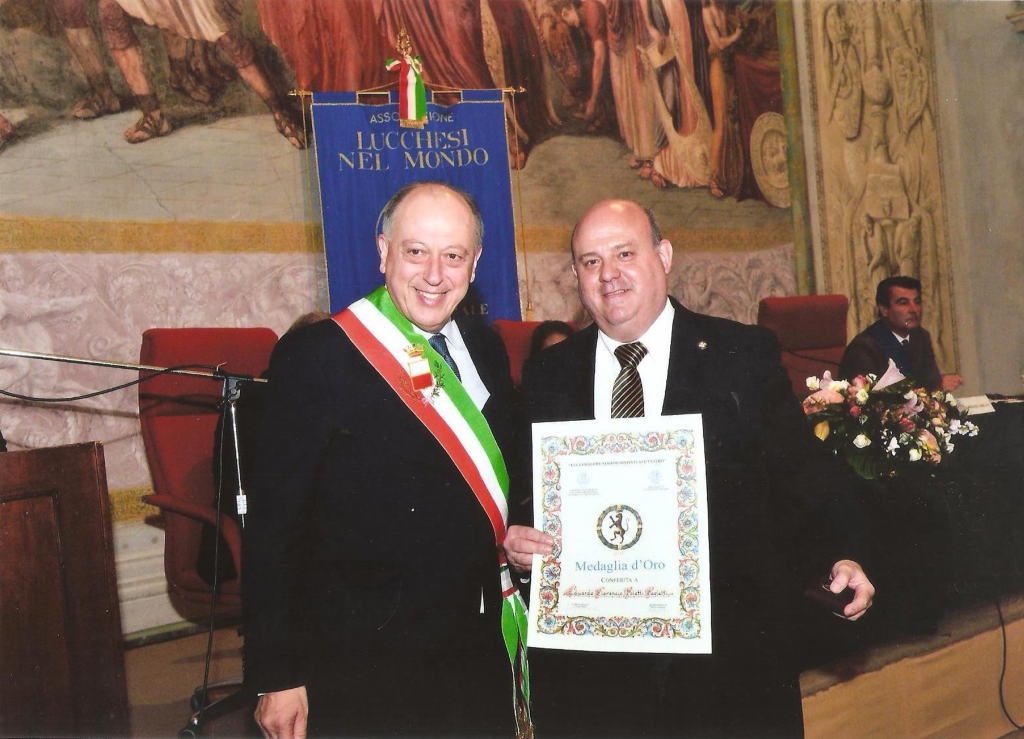 Asociación - Reconocimiento A Eduardo Poletti En Italia