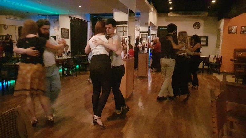 tango - Salon De Baile En Proa Cfe