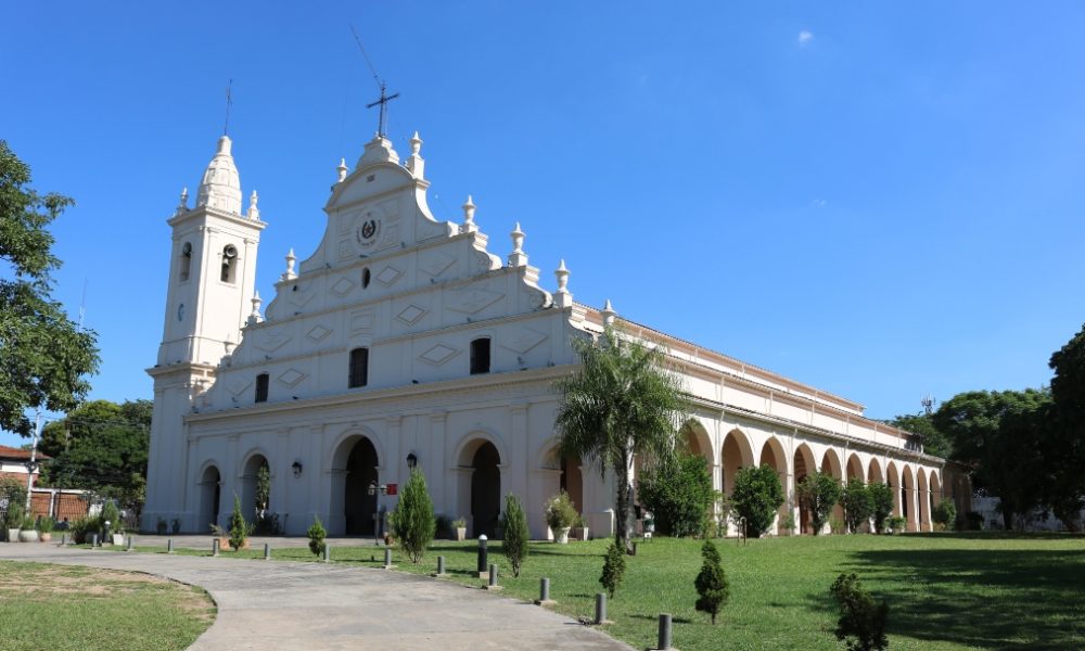 Iglesia Santísima Trinidad ícono de la ciudad de Asunción itAsunción