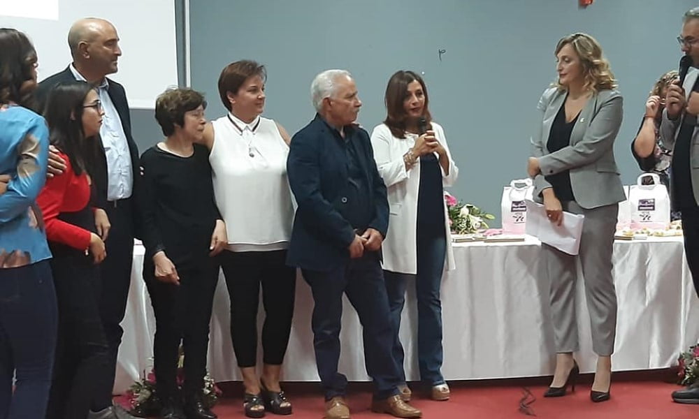 La famiglia di Valentina durante un riconoscimento conferito nel 2019 Fonte Biancavilla Oggi