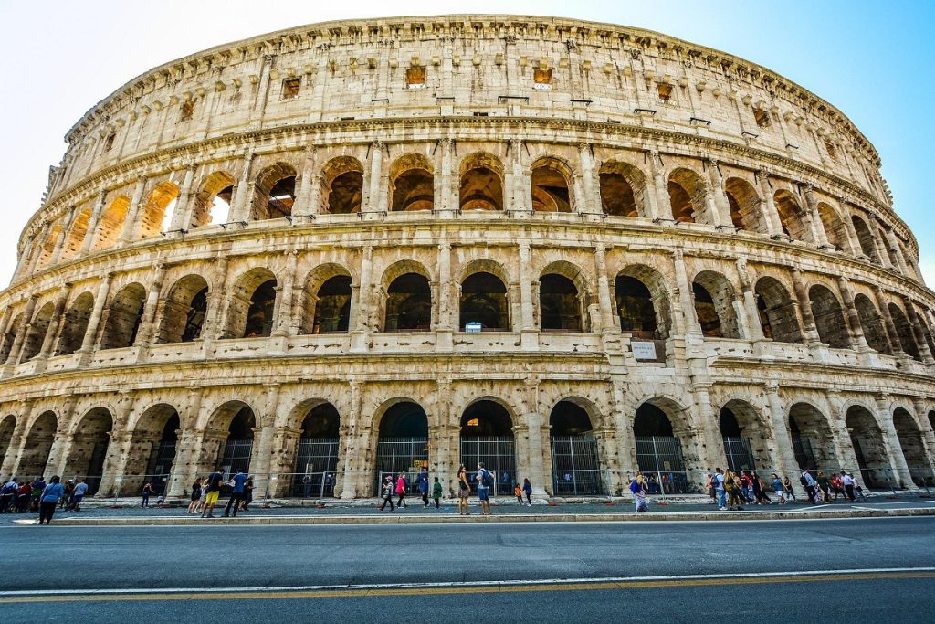 Coliseo Romano - Fachada Del Coliseo