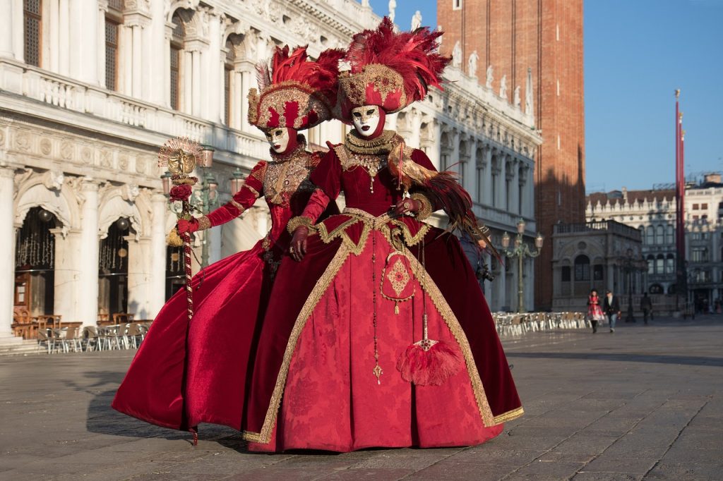 Carnaval de Veneza - Vestidos Rojos