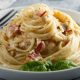 Spaghetti alla Carbonara - Servido