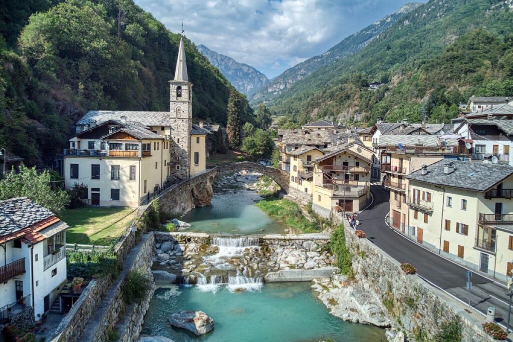 fontainemore - Postal Linda