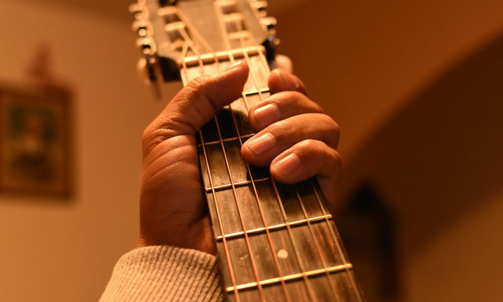 chito - Guitarra