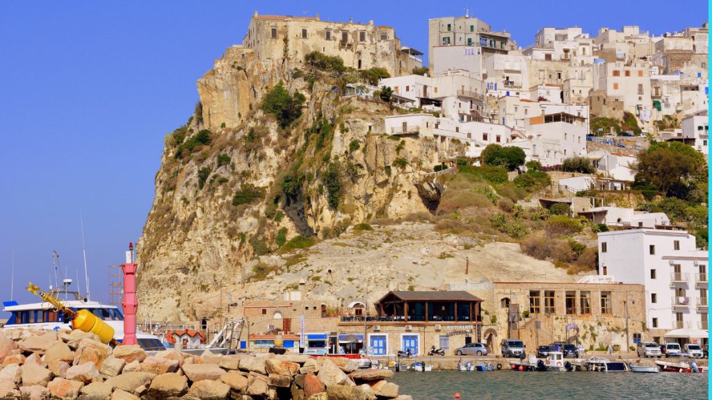 El Gargano: espolón de la península itálica - Imagen de Acantilados del promontorio montañoso del Gargano