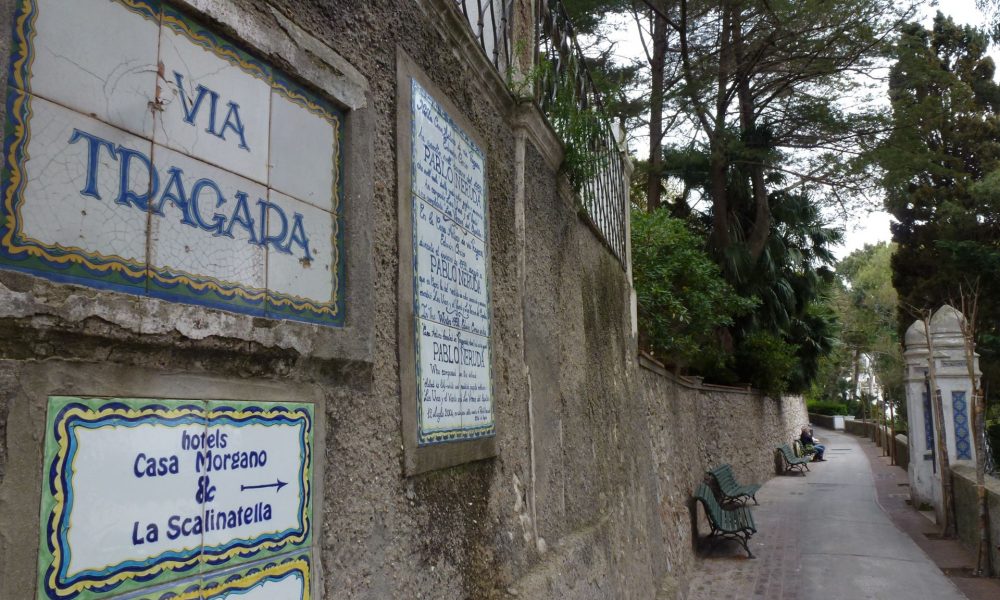 Lettere Maiuscole - Capri