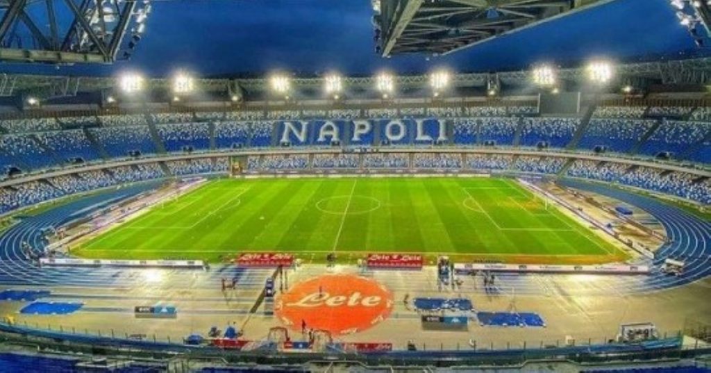 Napoli - Cancha