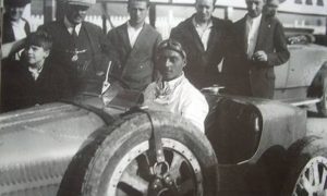 Juan Zanelli - Piloto En Su Auto