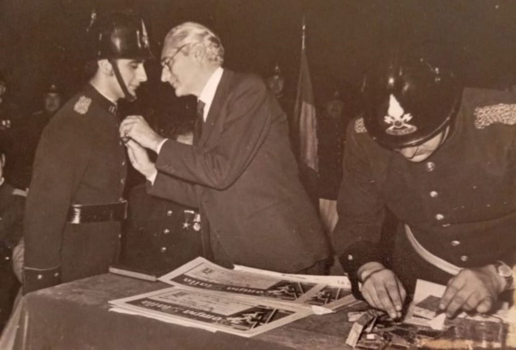 Mario Mancuso - Premiación De Profesor