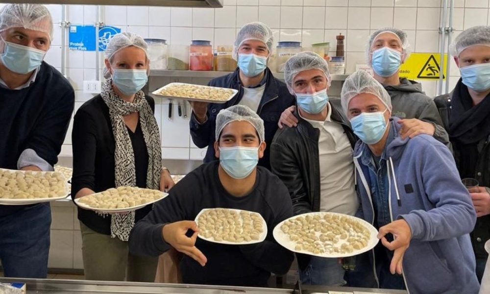 Hogar Italiano - Cocinando