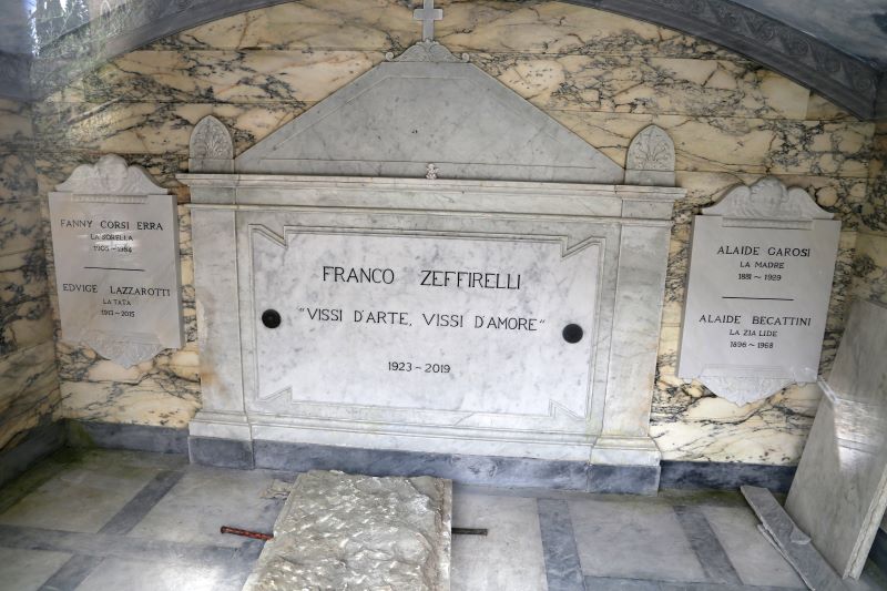 Franco Zeffirelli Tumba
