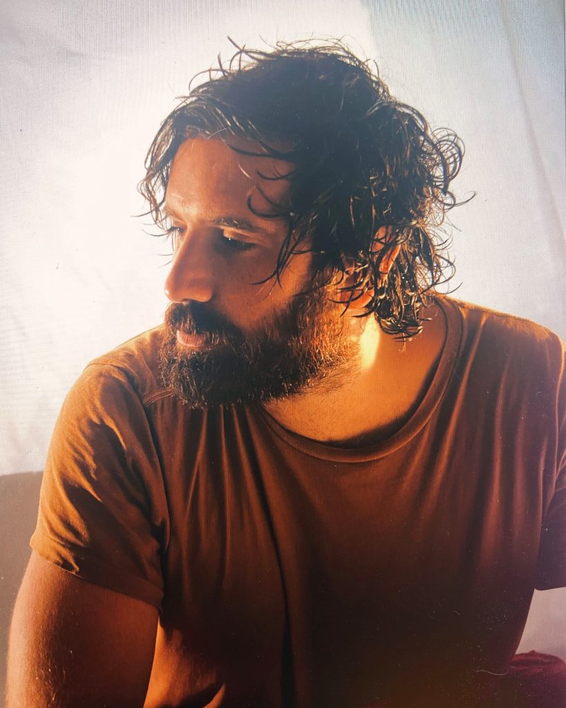 Nueva Canción De Tommaso Paradiso "viaggio Intorno Al Sole"