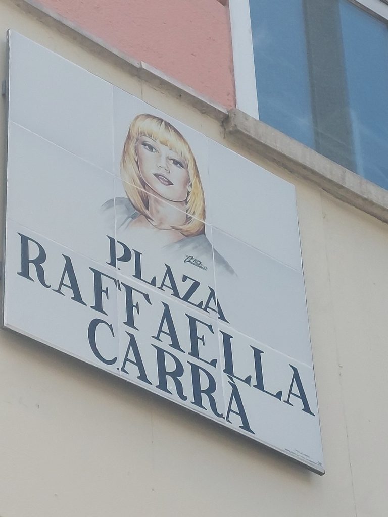 Raffaella Carra Plaza En Espana
