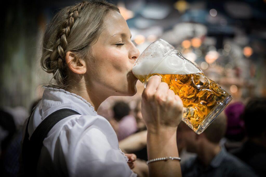 Día Internacional De La Cerveza - Oktober
