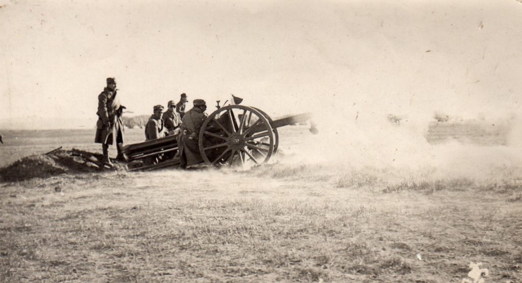 Artillería - Bofor 75mm