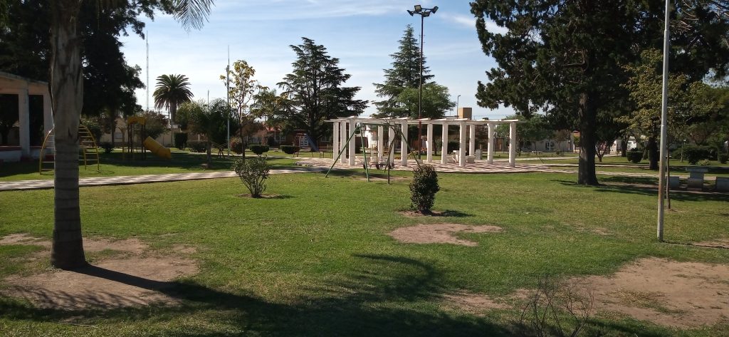 Las Peñas - Plaza