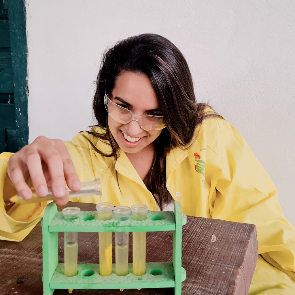 Clara - Portada