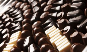 XV Edizione della "Festa del Cioccolato" - tanti cioccolatini di diverse forme e colori