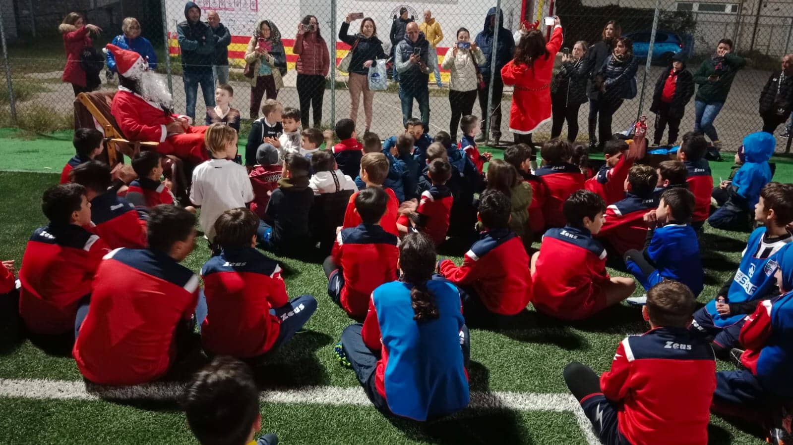 GOYAPRINT Tappeto per bambini, campo da calcio, 80 x 55 cm, ideale per area giochi in camera da letto, moquette vinilica, lavabile senza peli per bambini e ragazzi