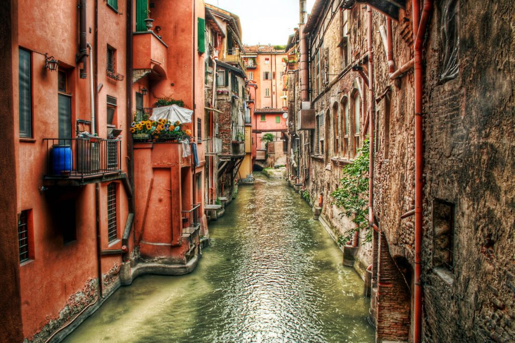 Emilia Romagna - Canal Bolonia