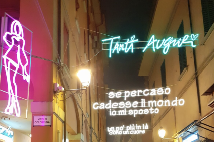 Illuminations of Bologna: text Happy birthday lights in Via D'Azeglio
