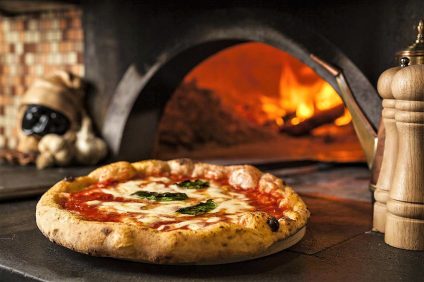 la pizza napoletana è diventata patrimonio dell'umanità