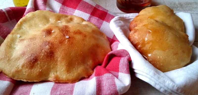 festival of the calzone of Acquaviva of the sources