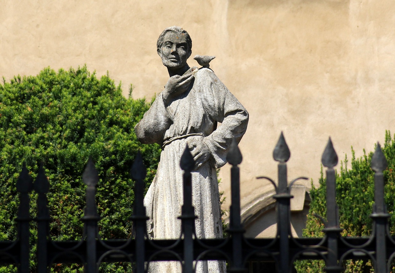 Statua di San Francesco d'Assisi