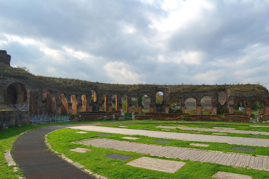 Capua Amphitheater - image of the walls