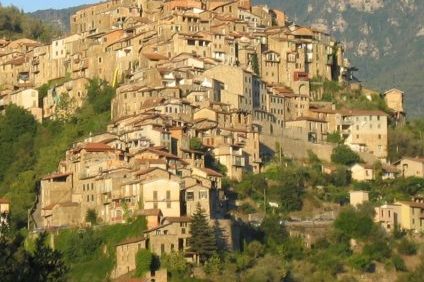 Apricale - sunny country on the mountain