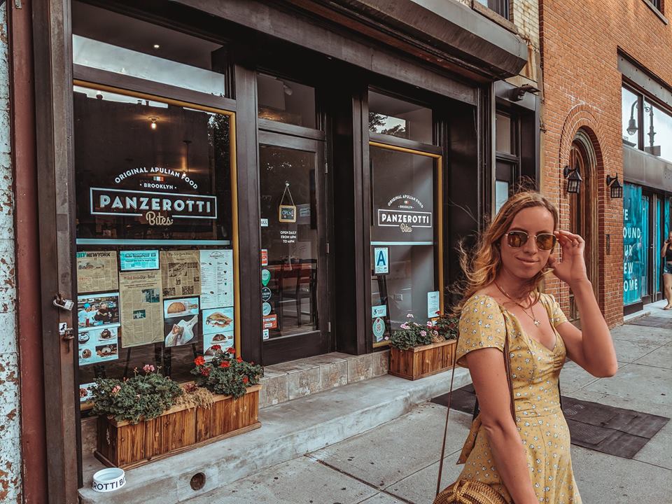 Les bouchées Panzerotti locales à Brooklyn