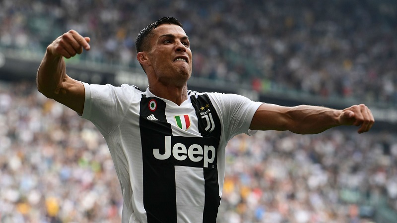Cristiano Ronaldo con la maglia della Juventus
