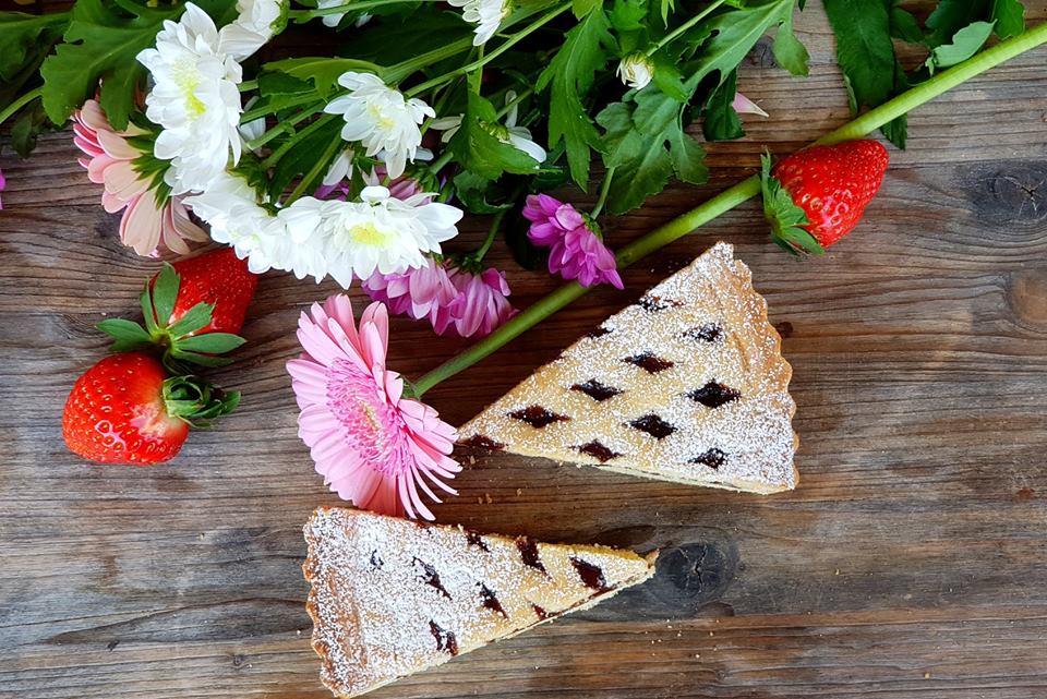 deux parts de tarte classique à la pâte universelle Massari