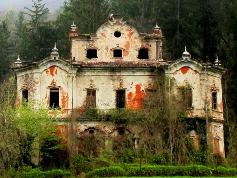 13 dimore infestate: Villa de Vecchi