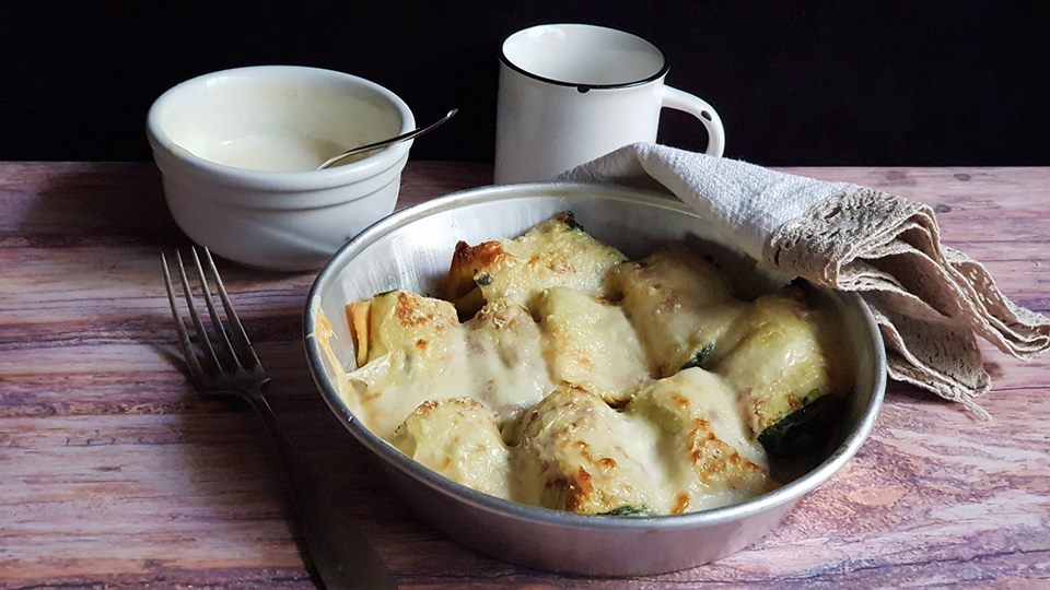 crepes with ricotta and spinach and bechamel