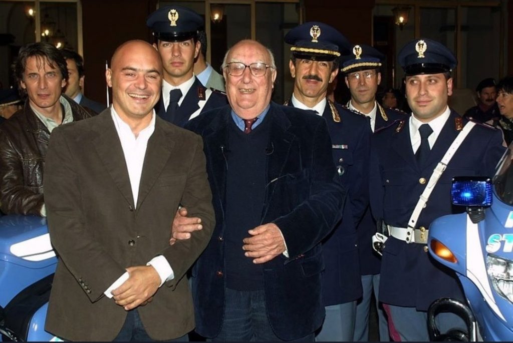 Andrea Camilleri - Camilleri con el elenco de Montalbano