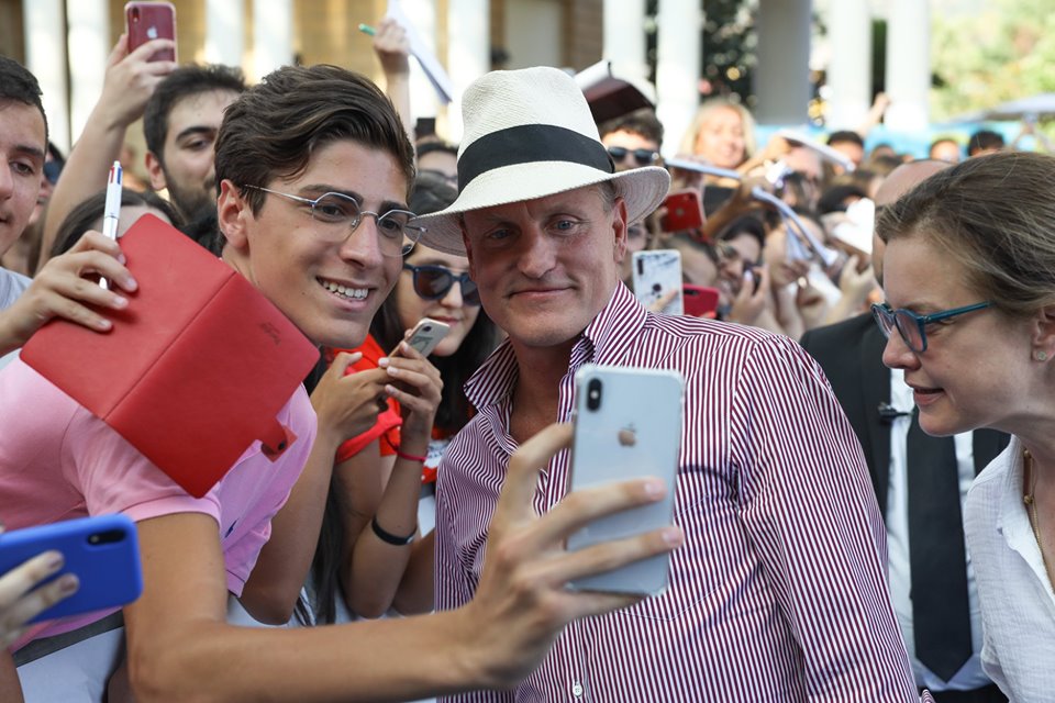 the Giffoni festival - a selfie in the crowd with the stars