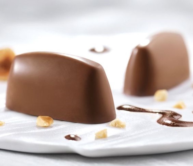 gianduiotto - flat chocolate