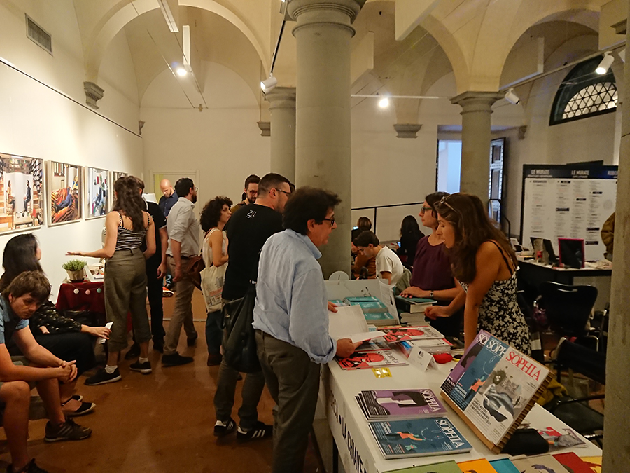 firenzerivista - Magazinplatz auf dem Display