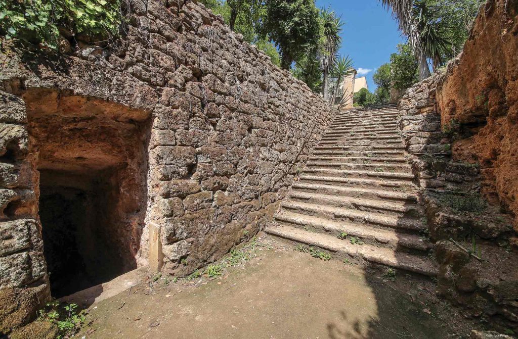 Room of the sirocco and its stairways to enter