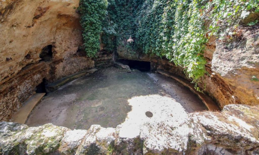 sirocco room at villa Savagnone