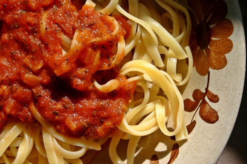 Pasta with tomato souce - pasta straws