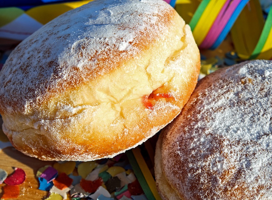 Donuts mit Marmelade