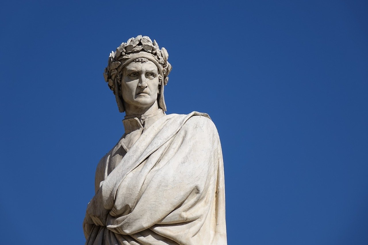 Dantedì - Statua di Dante alighieri