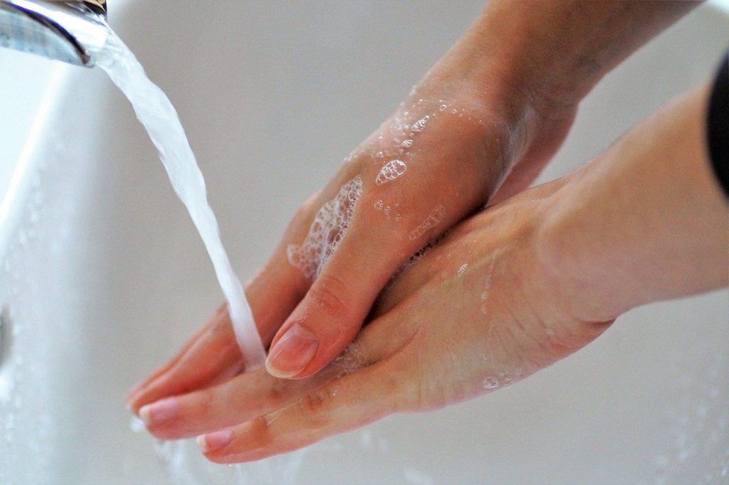 Igienizzare la casa e le mani