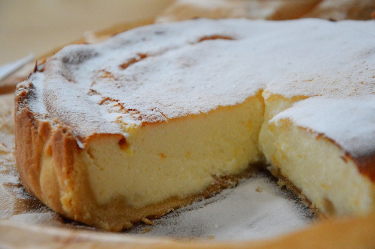 Sweet ricotta cake