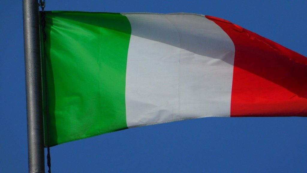 Anniversaire de l'unification de l'Italie, le 17 mars 2020, le drapeau de l'Italie