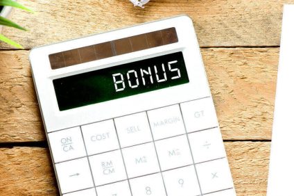 bonus - una calcolatrice con scritto bonus