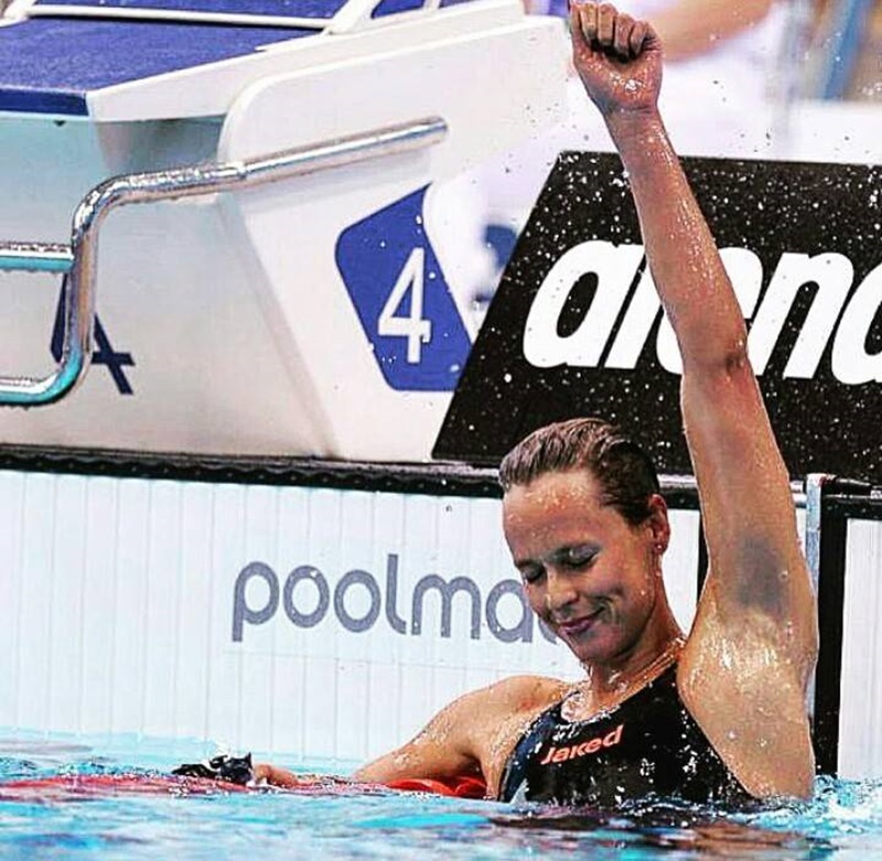 Federica Pellegrini - Pellegrini en la bañera